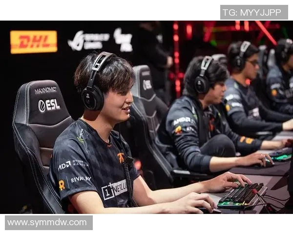 DOTA2战术解析:RNG战队如何构建高效的反击体系与应对策略 DOTA2战术解析:RNG战队如何构建高效的反击体系与应对策略